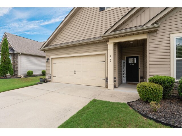 Photo of 704 Ridgeville Crossing Drive
