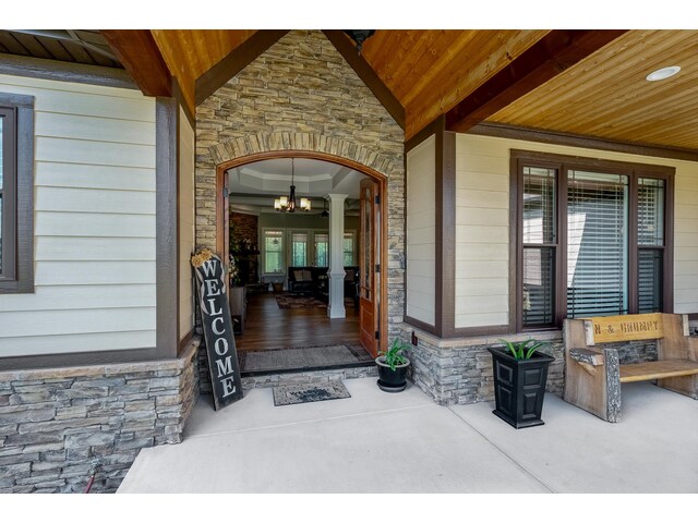 Photo of 1055 Cross Country Lane Photo of 1055 Cross Country Lane