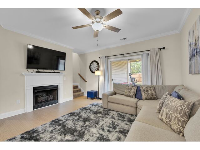 Photo of 853 Judah Drive