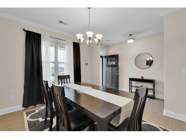 Photo of 853 Judah Drive