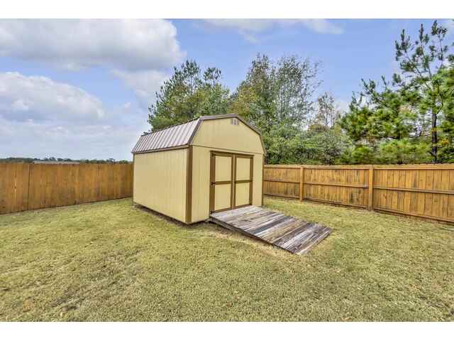 Photo of 853 Judah Drive