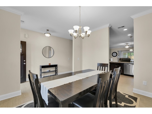 Photo of 853 Judah Drive