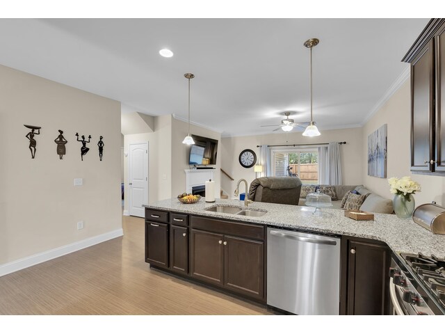 Photo of 853 Judah Drive