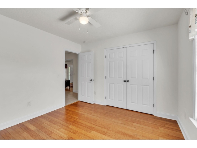 Photo of 110 White Oak Drive