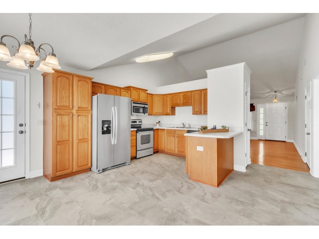 Photo of 110 White Oak Drive