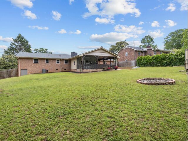 Photo of 228 Anita Drive Photo of 228 Anita Drive