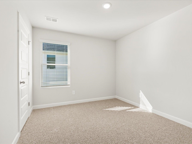 Photo of 128 Gardner Avenue