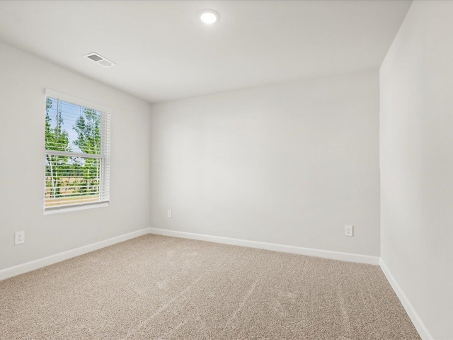 Photo of 128 Gardner Avenue