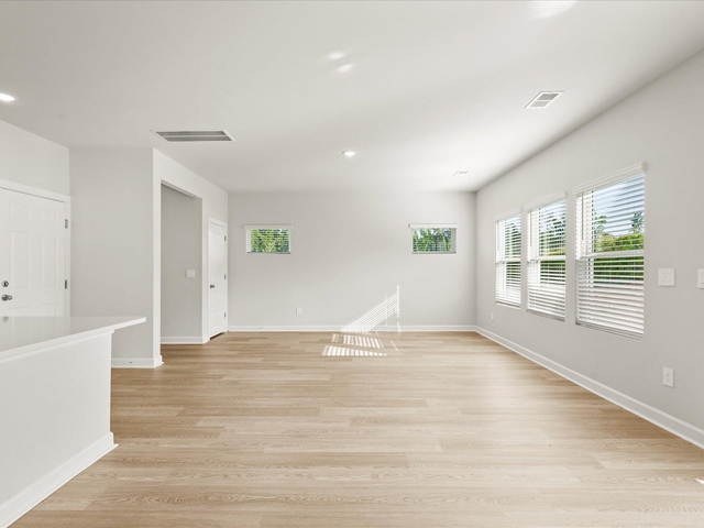 Photo of 128 Gardner Avenue