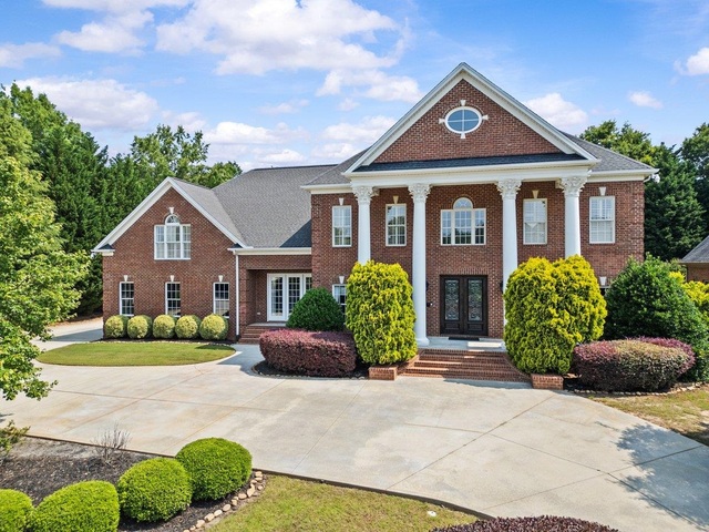 Photo of 201 Corinthian Drive Photo of 201 Corinthian Drive
