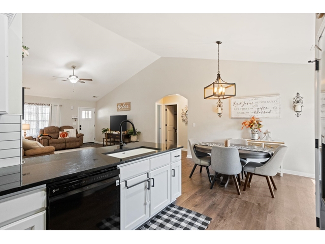 Photo of 110 Turquoise Drive Photo of 110 Turquoise Drive