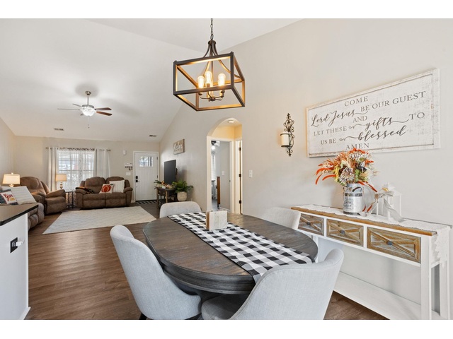 Photo of 110 Turquoise Drive Photo of 110 Turquoise Drive