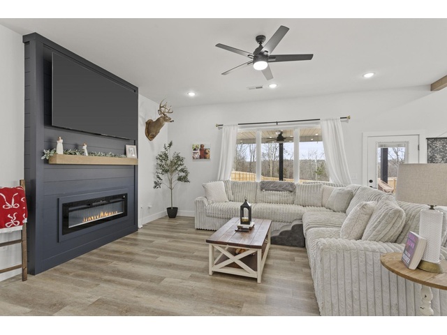 Photo of 2010 Meadow Glen Court