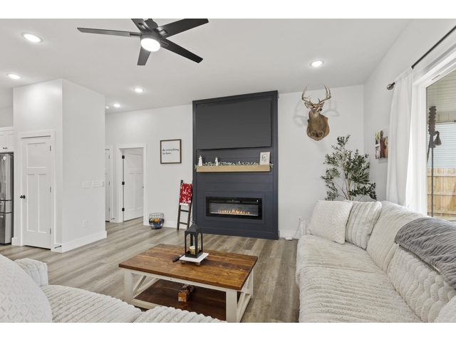 Photo of 2010 Meadow Glen Court