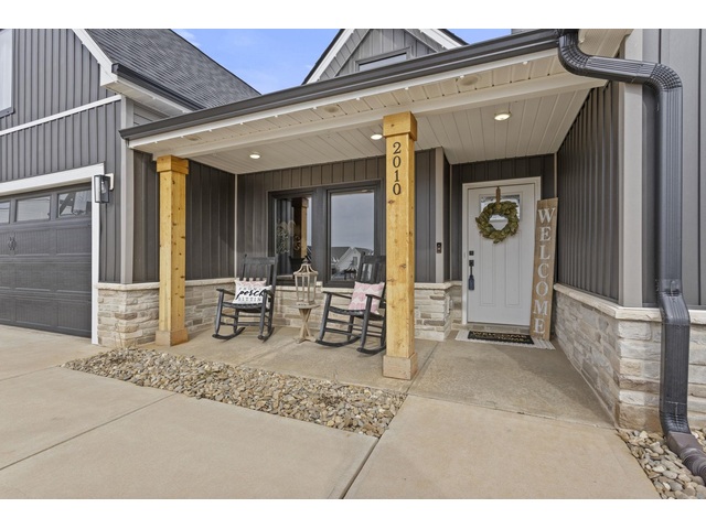 Photo of 2010 Meadow Glen Court