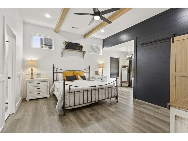 Photo of 2010 Meadow Glen Court