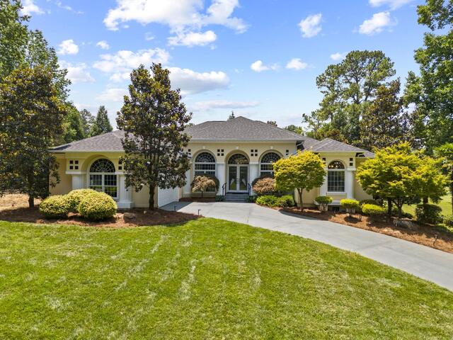 Photo of 752 Three Wood Lane