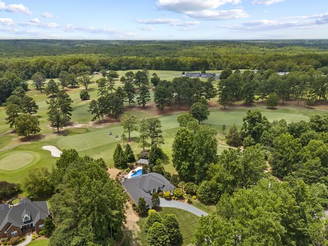 Photo of 752 Three Wood Lane