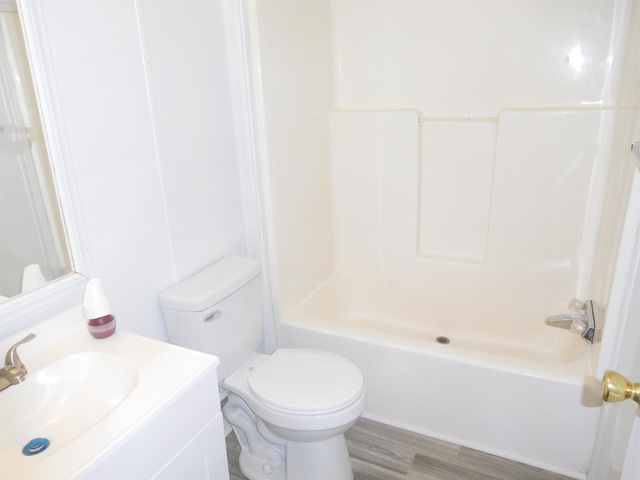 Photo of 260 Euphra Drive Drive Photo of 260 Euphra Drive Drive