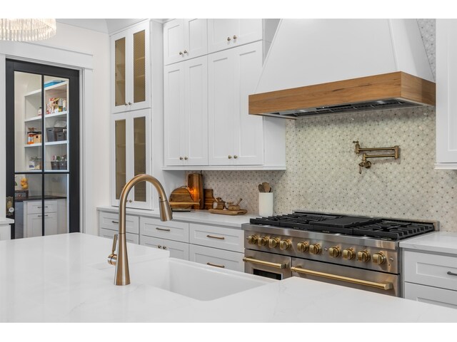 Photo of 606 Monfret Court Photo of 606 Monfret Court