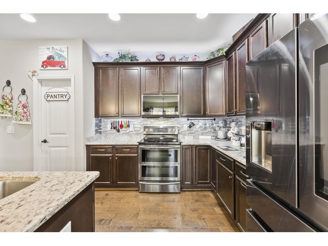Photo of 435 Sparkling Water Court Photo of 435 Sparkling Water Court