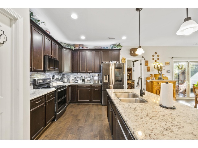 Photo of 435 Sparkling Water Court Photo of 435 Sparkling Water Court