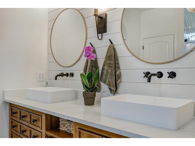 Photo of 355 Night Lark Lane