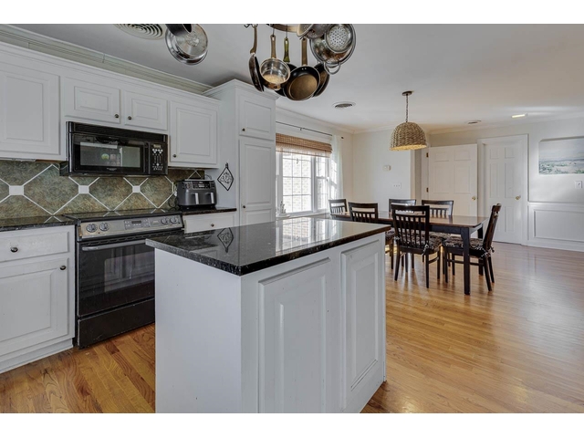 Photo of 136 Club Drive