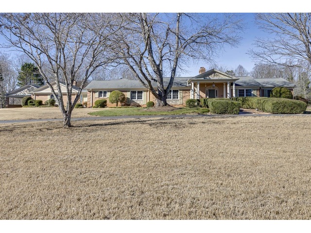 Photo of 136 Club Drive