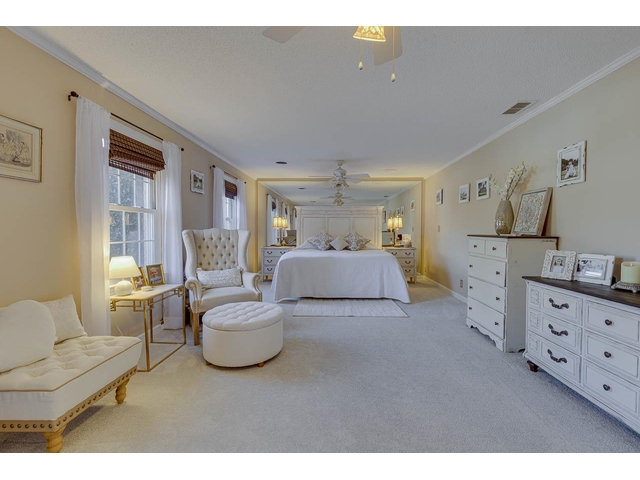 Photo of 136 Club Drive