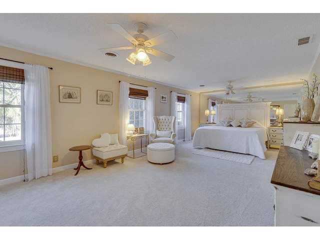 Photo of 136 Club Drive