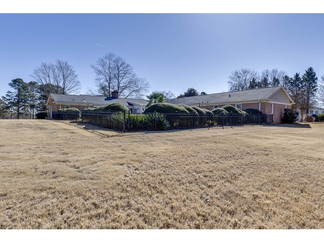 Photo of 136 Club Drive