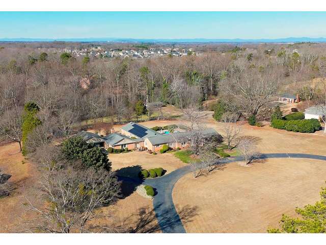 Photo of 136 Club Drive