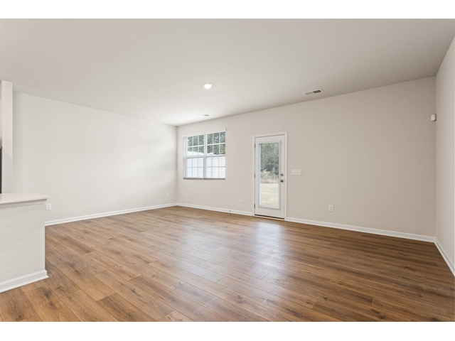 Photo of 8 Loebner Lane Photo of 8 Loebner Lane