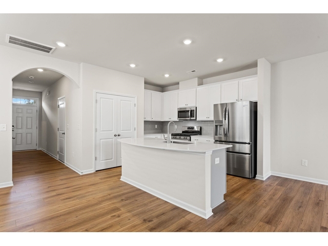 Photo of 8 Loebner Lane Photo of 8 Loebner Lane