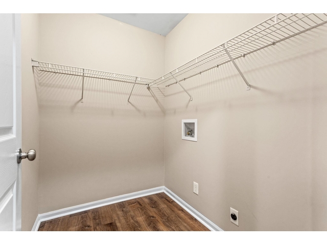 Photo of 2075 Cowens Bridge Road