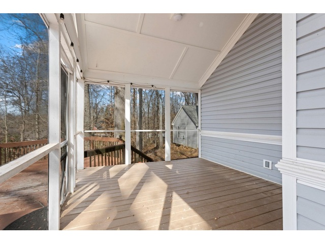 Photo of 2075 Cowens Bridge Road