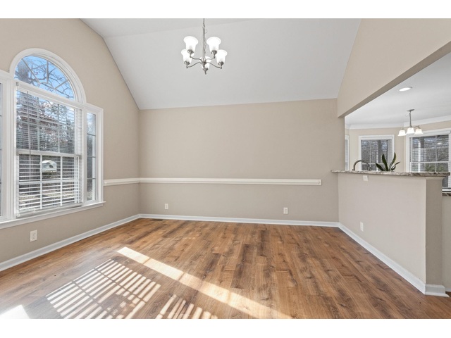 Photo of 2075 Cowens Bridge Road