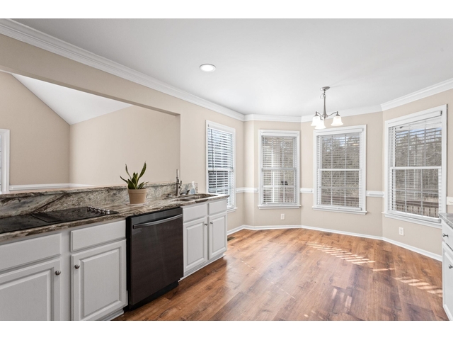 Photo of 2075 Cowens Bridge Road