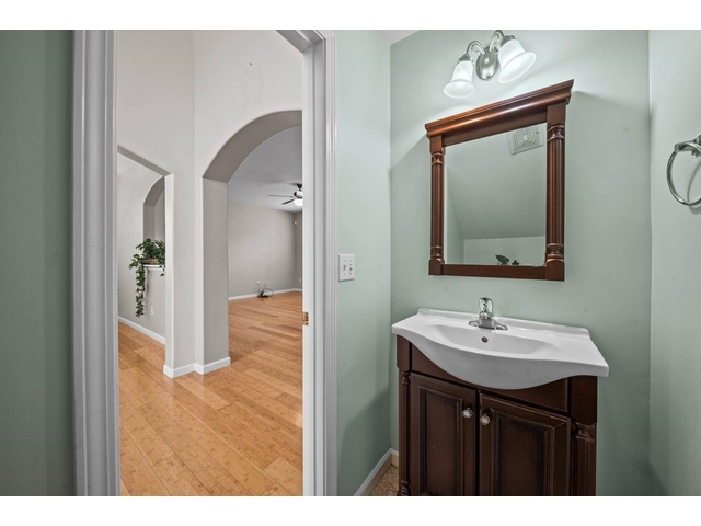 Photo of 206 Collingwood Lane Photo of 206 Collingwood Lane