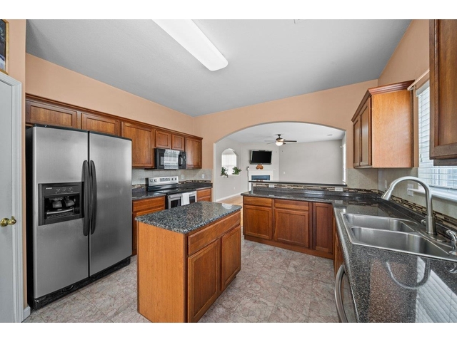 Photo of 206 Collingwood Lane Photo of 206 Collingwood Lane