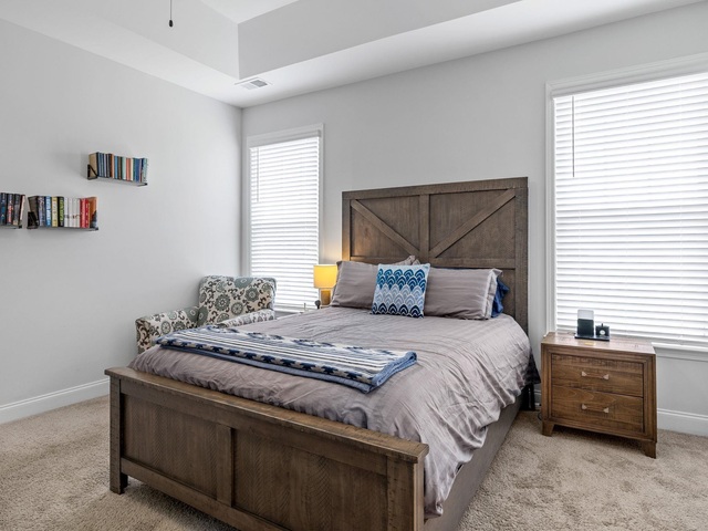 Photo of 845 Judah Drive