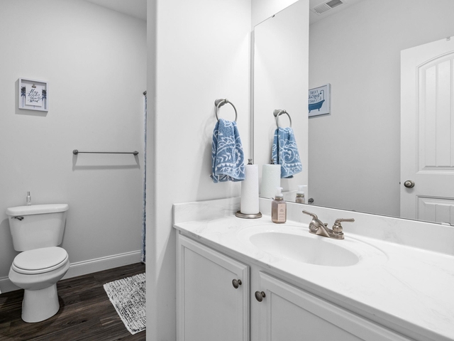 Photo of 845 Judah Drive