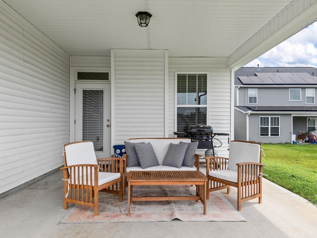 Photo of 845 Judah Drive