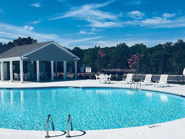 Photo of 845 Judah Drive