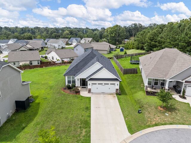 Photo of 845 Judah Drive