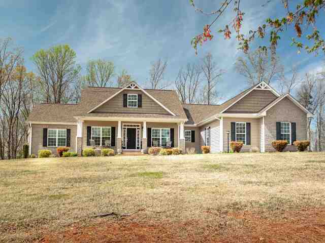 Photo of 48 Woodall Road Photo of 48 Woodall Road