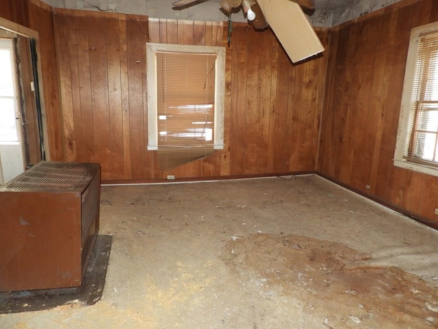 Photo of 103 Walnut Street Photo of 103 Walnut Street