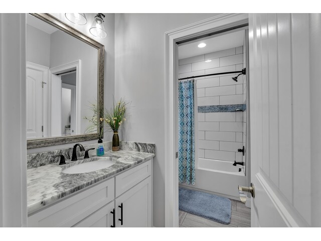 Photo of 104 Carolina Club Drive Photo of 104 Carolina Club Drive