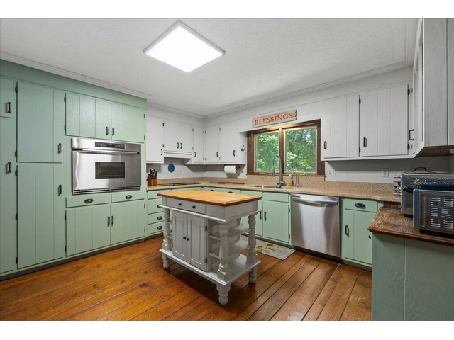 Photo of 100 Caroline Drive